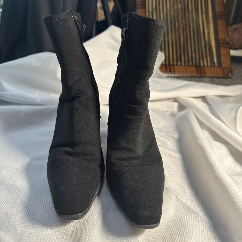 PRADA Italy Black tessuto Nylon Ankle Side. zip Logo size 38 heeled shoes